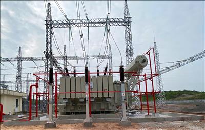 Đóng điện thành công máy biến áp thứ 2, trạm biến áp 220kV Hải Hà, nâng cao độ tin cậy cung cấp điện cho vùng Đông Bắc
