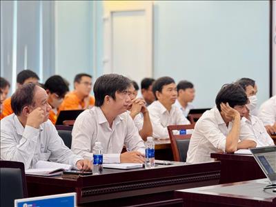 Khóa tập huấn 'Văn hóa an toàn EVN' 2024: Nỗ lực vì môi trường làm việc an toàn tại Truyền tải điện Thành phố Hồ Chí Minh