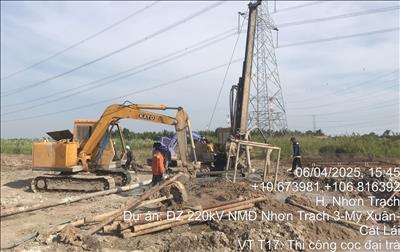 “Thi công xuyên lễ” trên các công trình lưới điện truyền tải trọng điểm