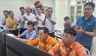 Đóng điện Dự án nâng công suất Trạm biến áp 220kV Yên Hưng:  Tăng cường đảm bảo điện cho tỉnh Quảng Ninh