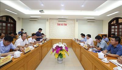 Phó Tổng giám đốc EVNNPT - Trương Hữu Thành làm việc với UBND tỉnh Hà Tĩnh về dự án đường dây 500kV mạch 3