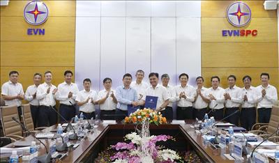 Tăng cường công tác phối hợp trong đầu tư xây dựng giữa EVNNPT và EVNSPC