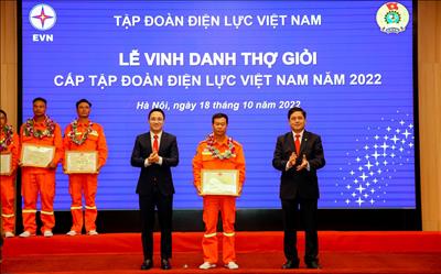 Thợ giỏi cấp EVN tại Truyền tải điện Đắk Lắk với những “sáng kiến nhỏ, hiệu quả cao”