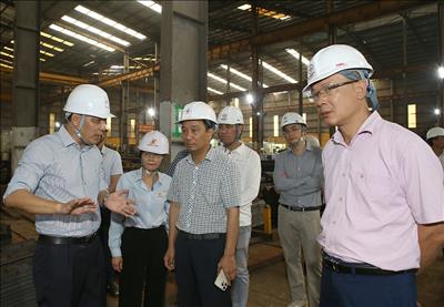 Đôn đốc tiến độ cung cấp cột thép cho Dự án đường dây 500kV mạch 3 của nhà thầu Thành Long và Việt Á