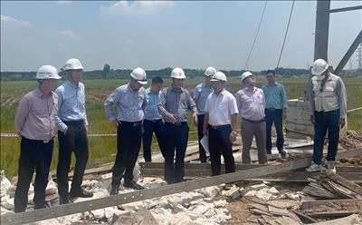 Đôn đốc đẩy nhanh tiến độ các dự án truyền tải trọng điểm khu vực phía Nam