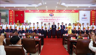Nâng cao năng lực lãnh đạo toàn diện, xây dựng Đảng bộ EVNNPT trong sạch, vững mạnh