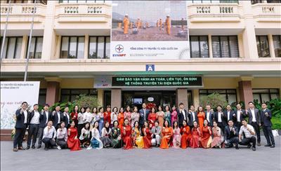 8/3 - Ngày của những nụ cười: EVNNPT tôn vinh vẻ đẹp và tài năng của phái nữ