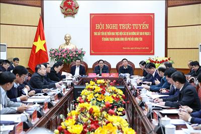Thủ tướng: Đổi mới cách làm, huy động tổng lực, quyết tâm hoàn thành dự án 500kV mạch 3 vào tháng 6/2024