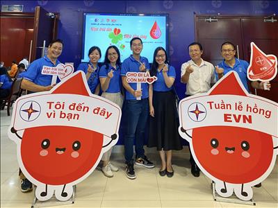 Ban QLDA các công trình điện miền Nam hưởng ứng Tuần lễ hồng EVN lần IX