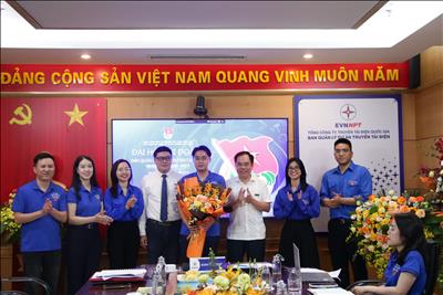 Chi đoàn Ban Quản lý dự án truyền tải điện tổ chức thành công Đại hội lần thứ II, nhiệm kỳ 2025-2027