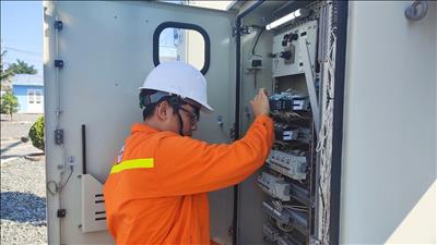 Tổ Thao tác lưu động Long An đảm bảo cung cấp điện mùa khô năm 2024 