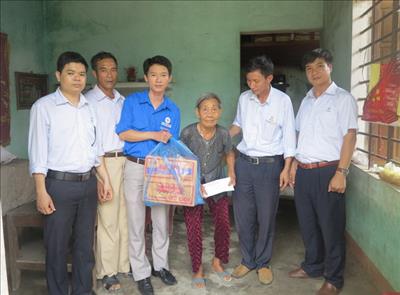 EVNNPT: Chung tay ủng hộ đồng bào Miền Trung 