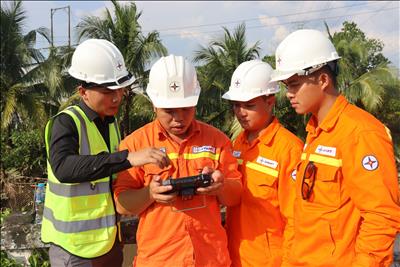 31 kỹ sư, công nhân PTC4 được đào tạo kỹ năng điều khiển và xử lý dữ liệu thiết bị bay UAV 