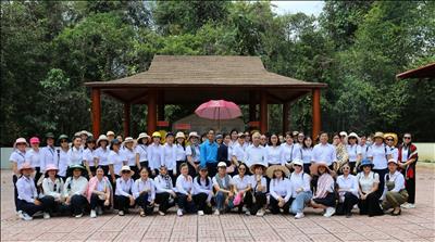 Hành trình về nguồn thăm Căn cứ Trung ương Cục miền Nam của Nữ Công nhân viên chức lao động Công ty Truyền tải điện 4 